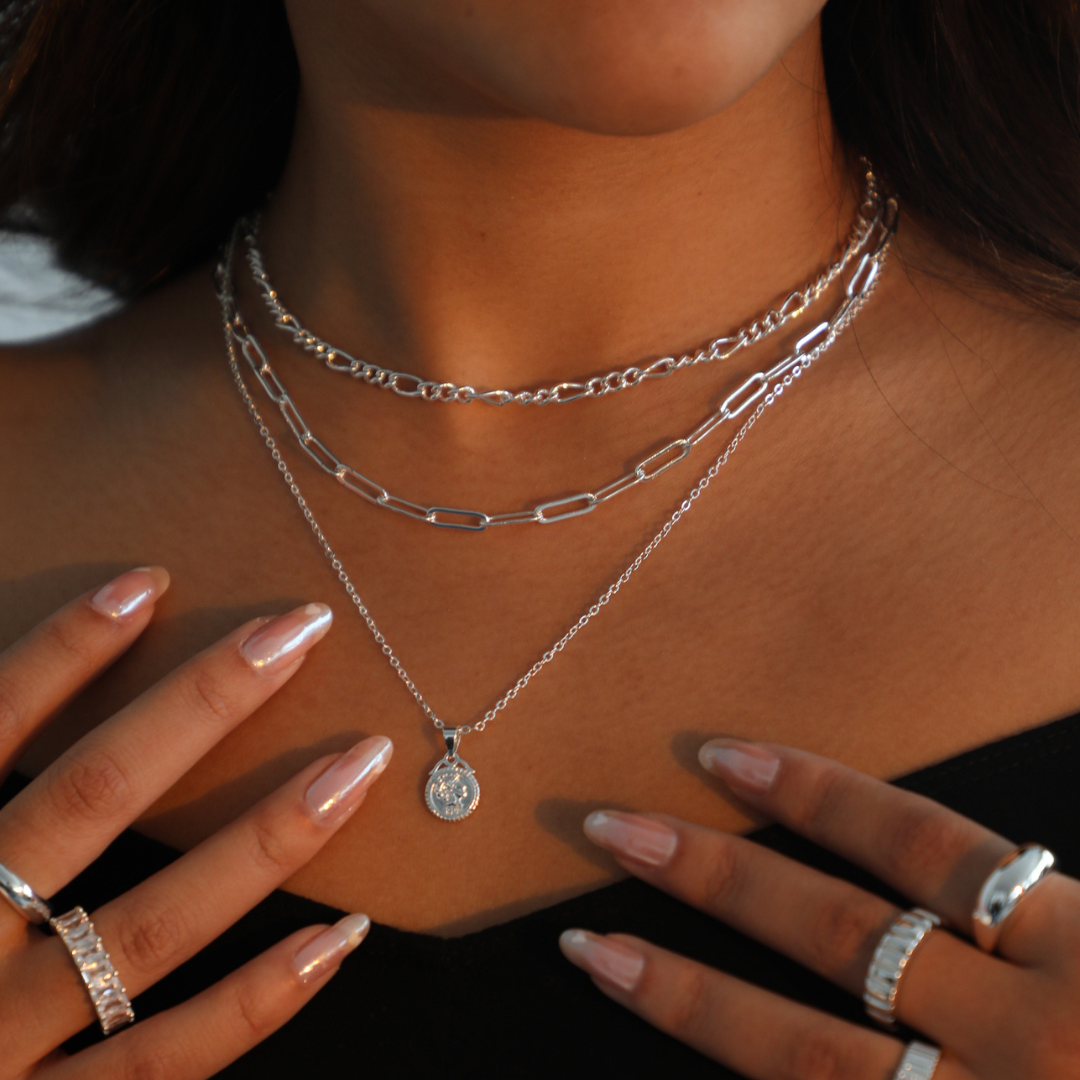 It's Vintage Necklace – EVRYJEWELS - Main Image