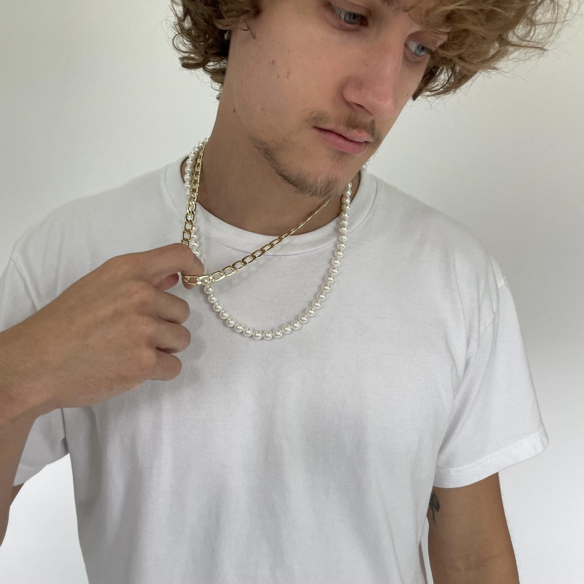 White Iverson Pearl Necklace