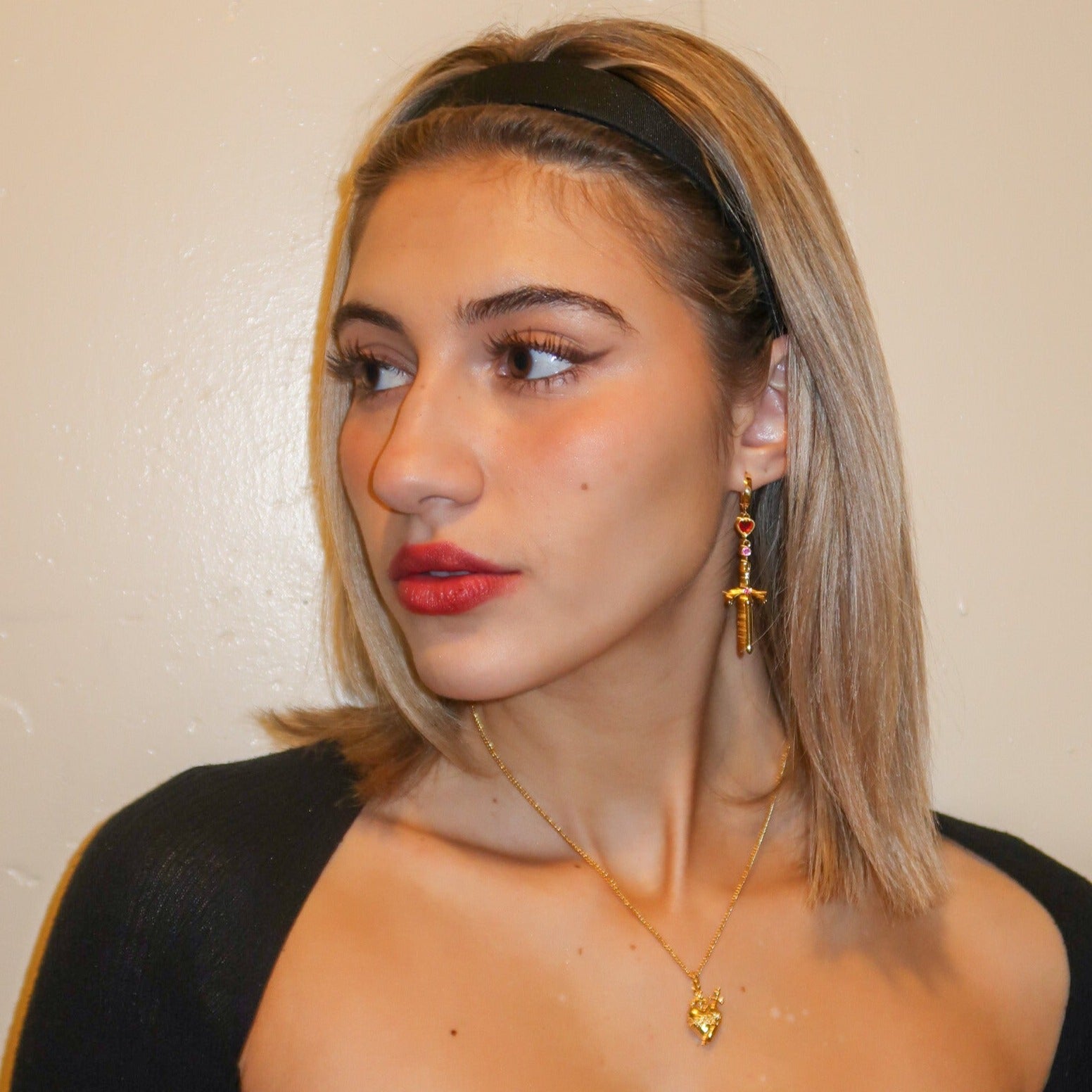 Queen of Hearts Earrings - EVRYJEWELS