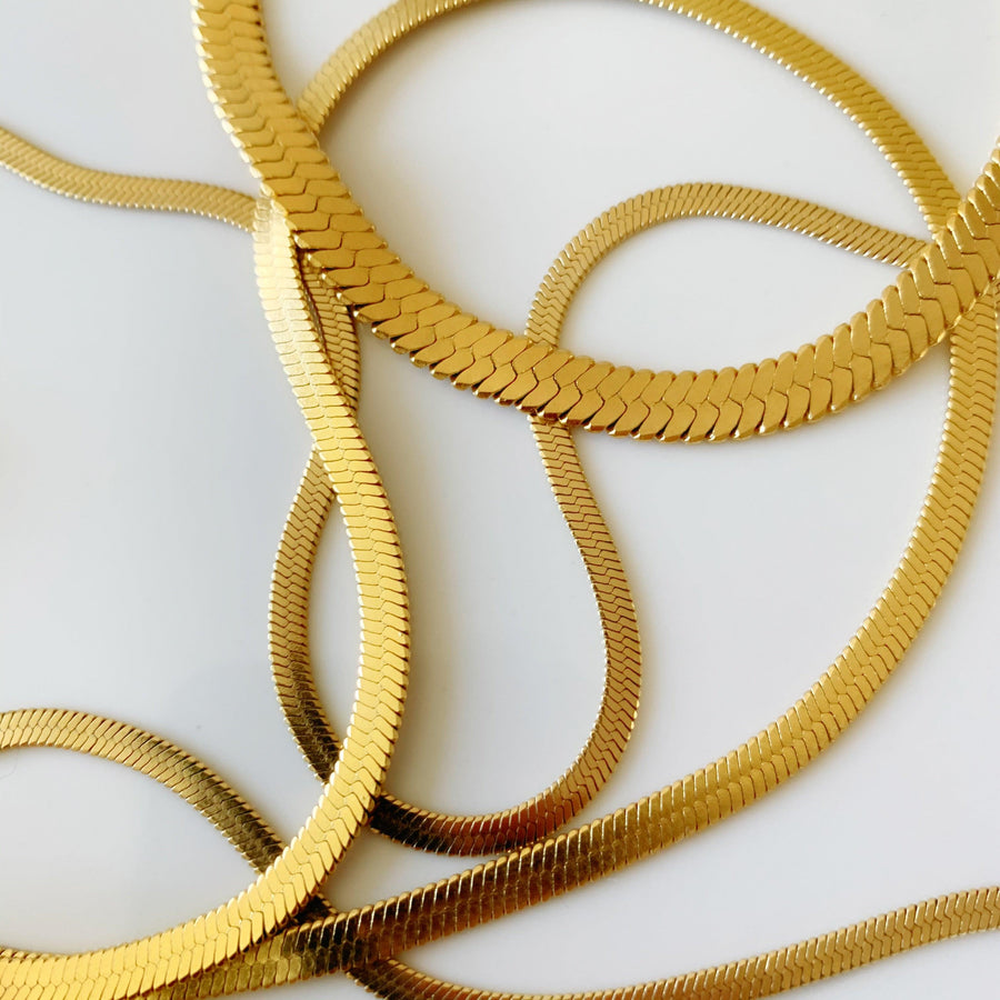 Shining Snake Necklace - EVRYJEWELS